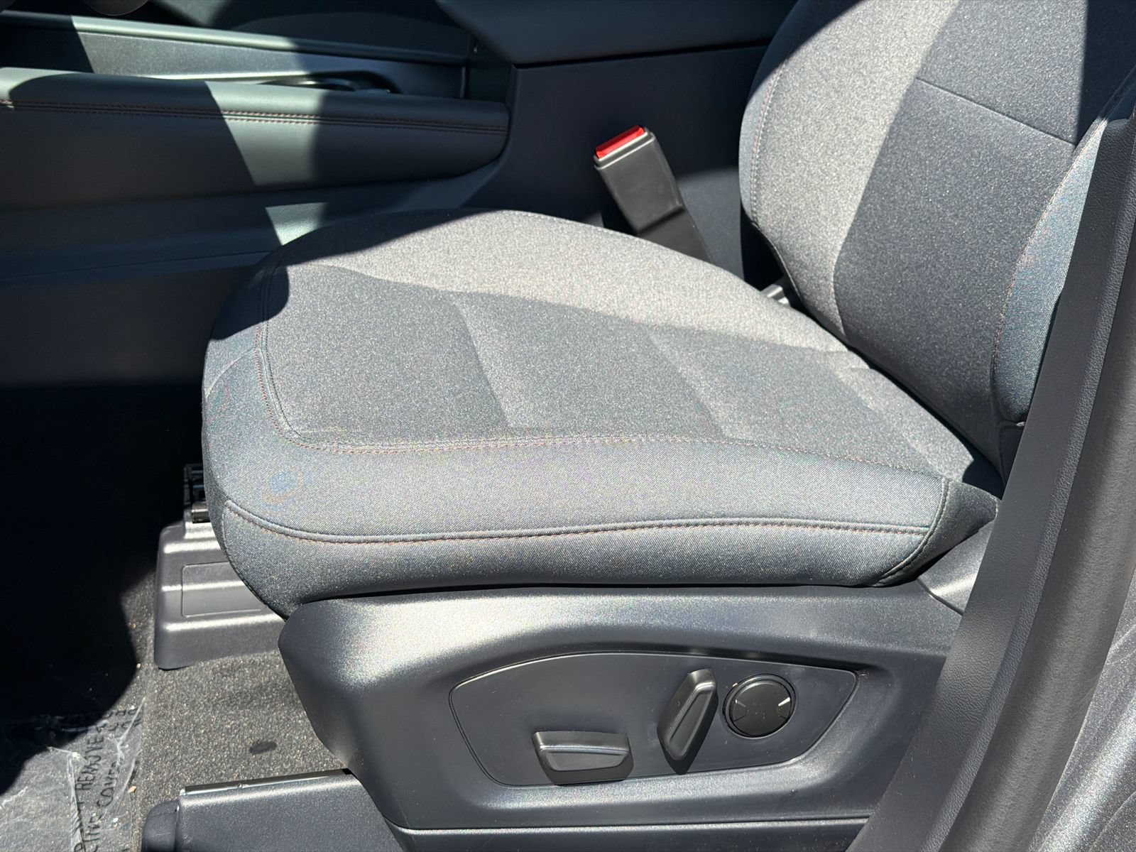New 2026 Ford Explorer Active AWD/4WD image 15