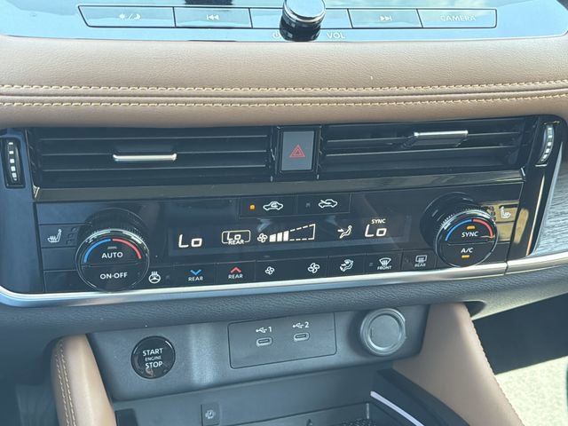 Certified 2025 Nissan Rogue Platinum w/ Platinum Premium Package FWD image 7