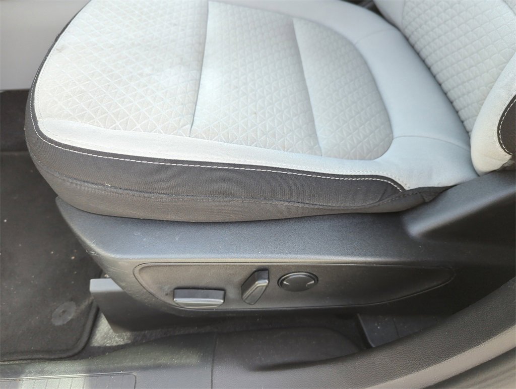 Used 2023 Ford Escape Active image 33