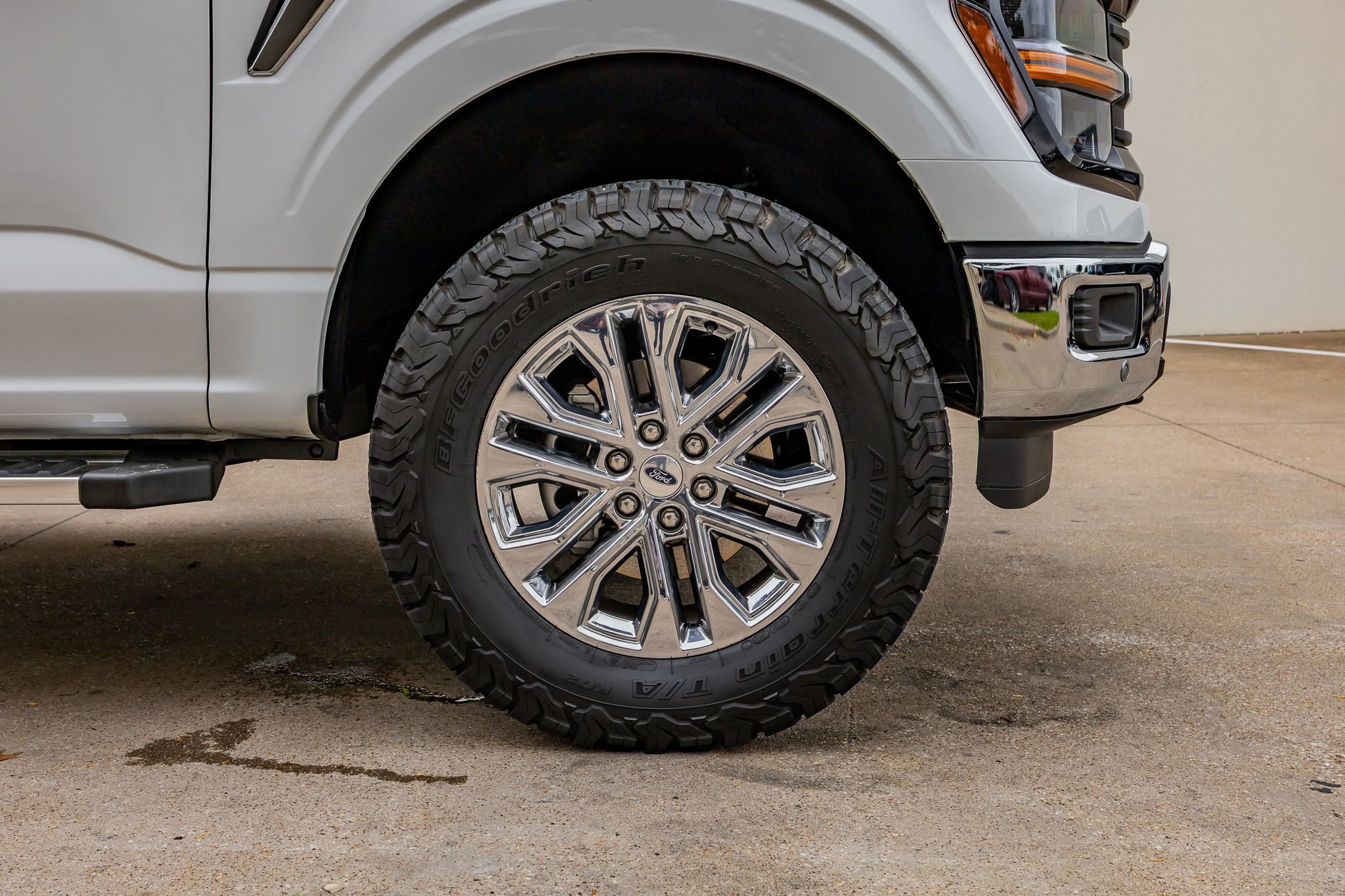 Used 2024 Ford F150 XLT w/ Equipment Group 302A MID AWD/4WD image 11