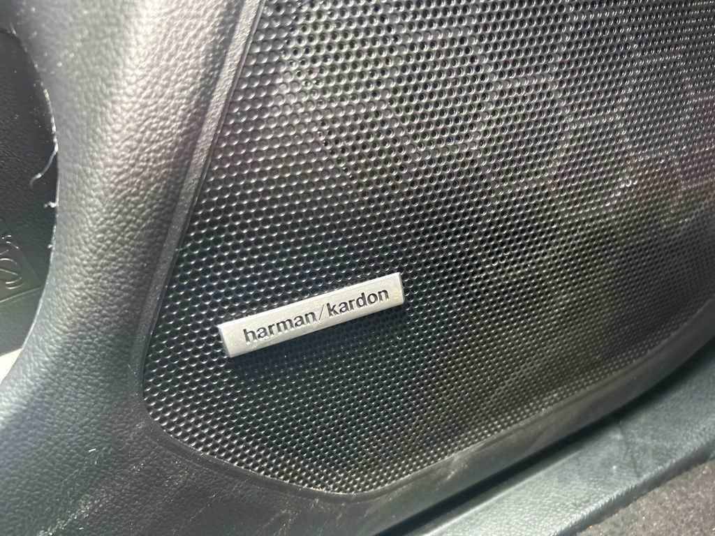 Used 2019 Subaru Outback 2.5i Limited image 11