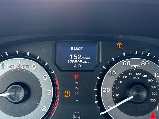 Used 2014 Honda Odyssey Touring Elite image 26