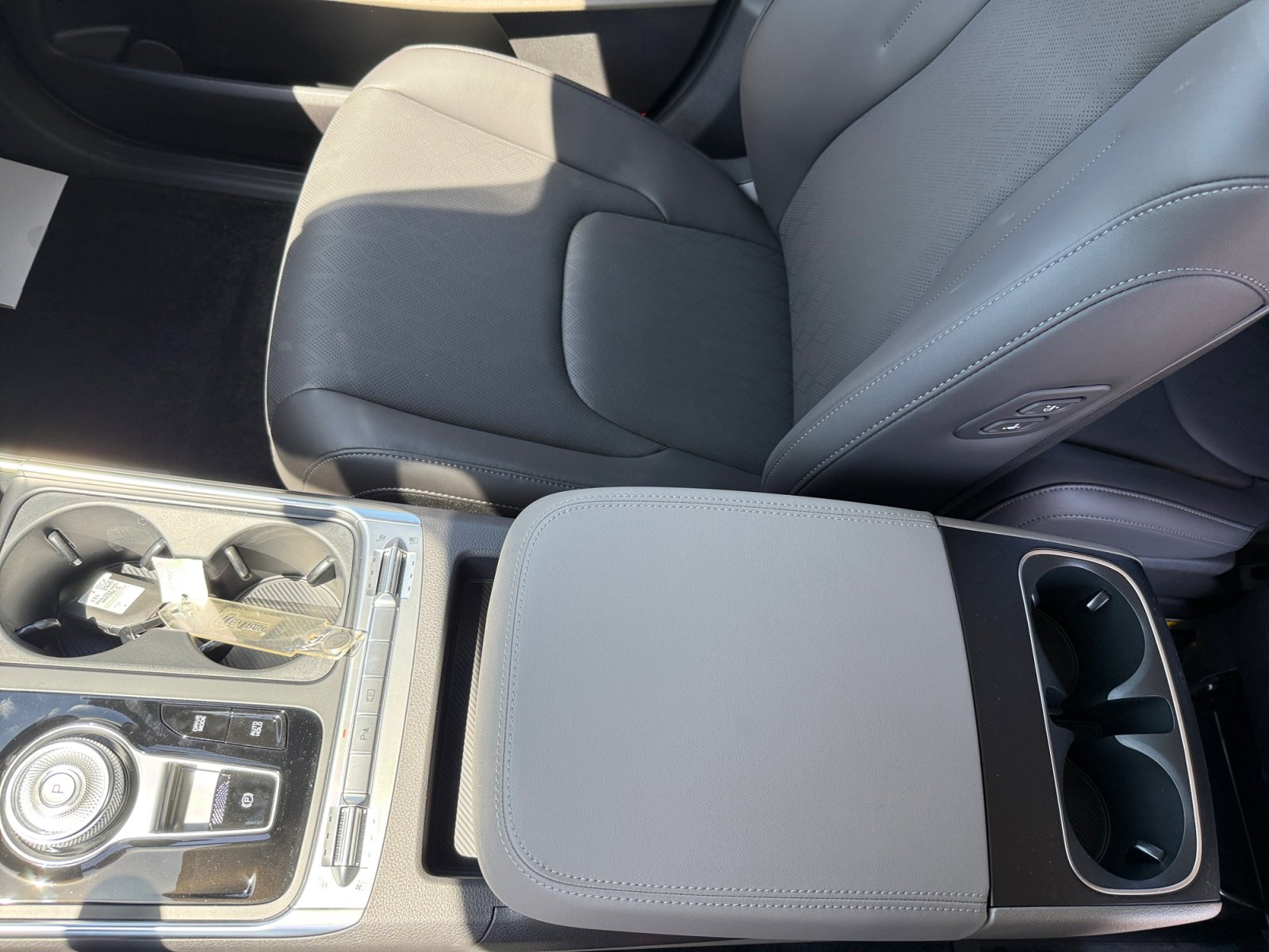New 2026 Kia Carnival SX FWD image 14