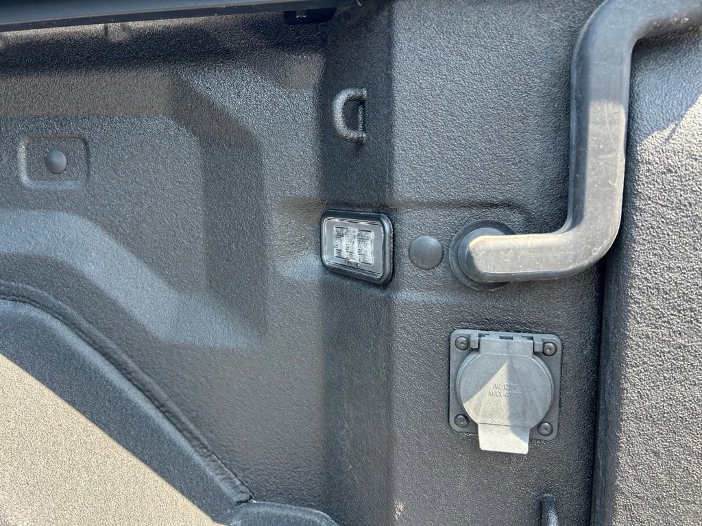 Used 2022 GMC Hummer EV Edition 1 w/ LPO, Illumination Package image 31