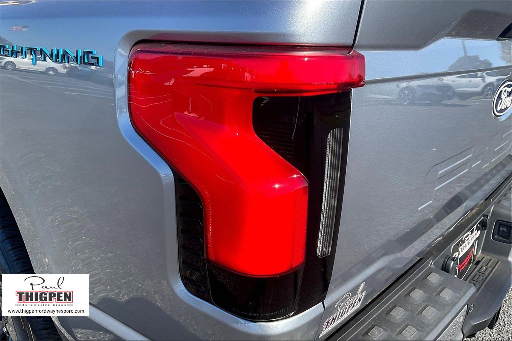 New 2025 Ford F150 Lightning Flash image 25