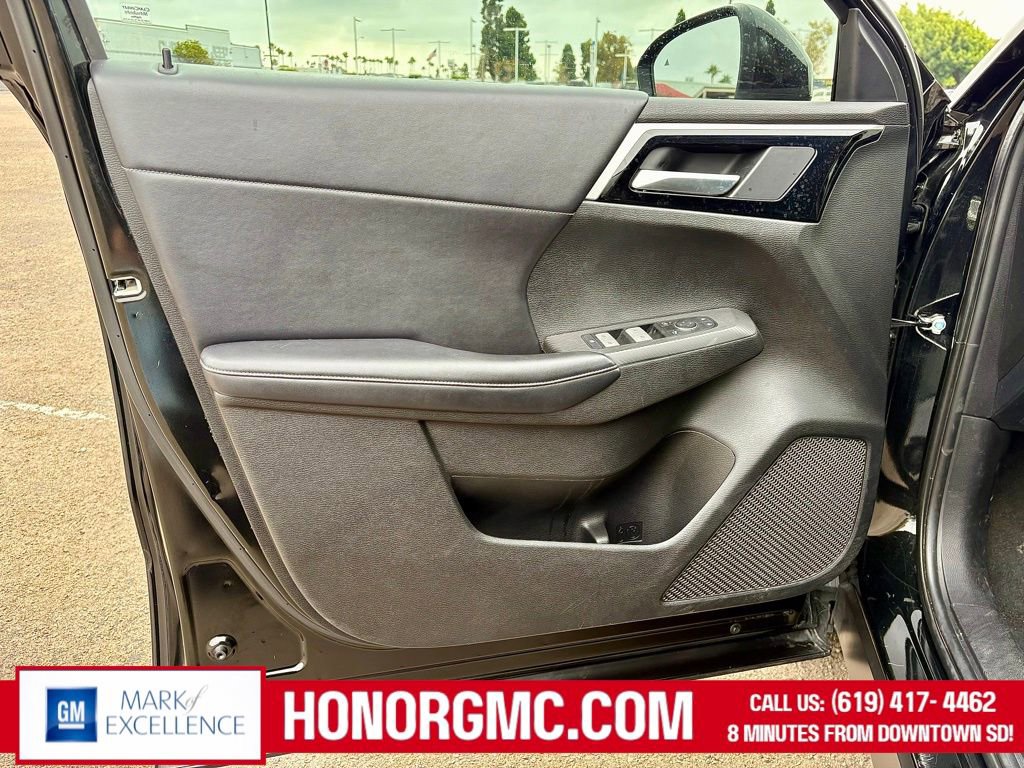 Used 2022 Mitsubishi Outlander SE image 14