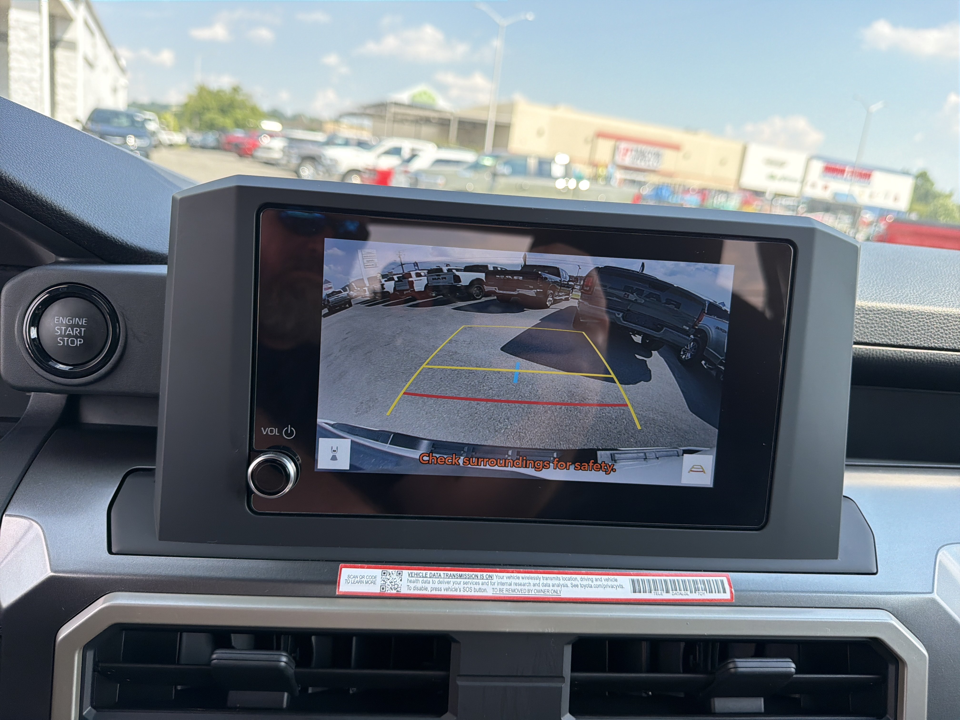 Used 2025 Toyota Tacoma SR5 AWD/4WD image 25