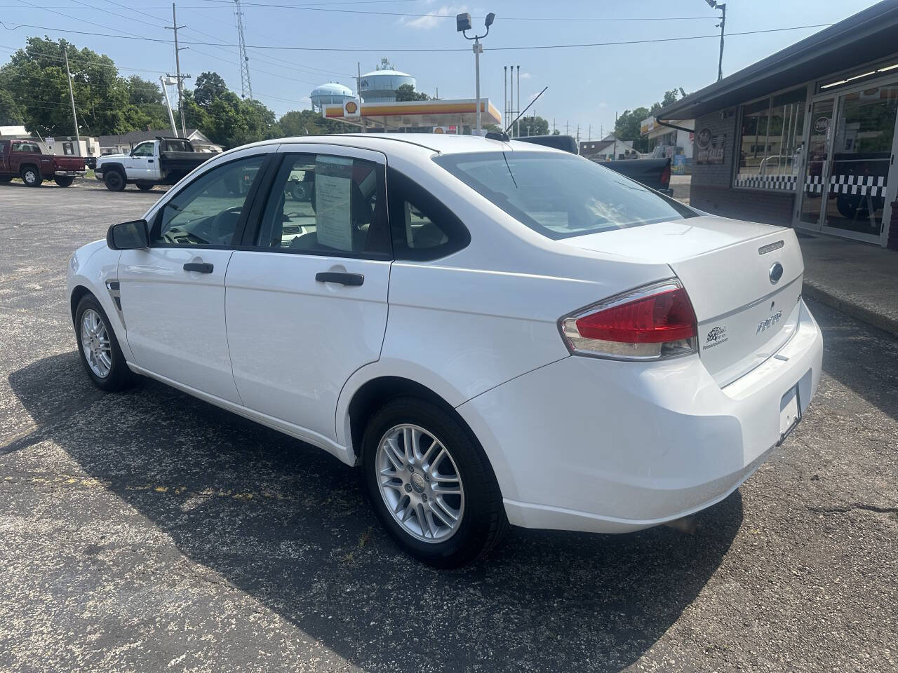 Used 2008 Ford Focus SE FWD image 4