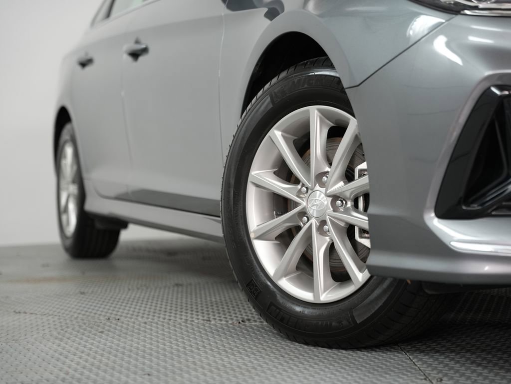 Used 2019 Hyundai Sonata ECO image 17
