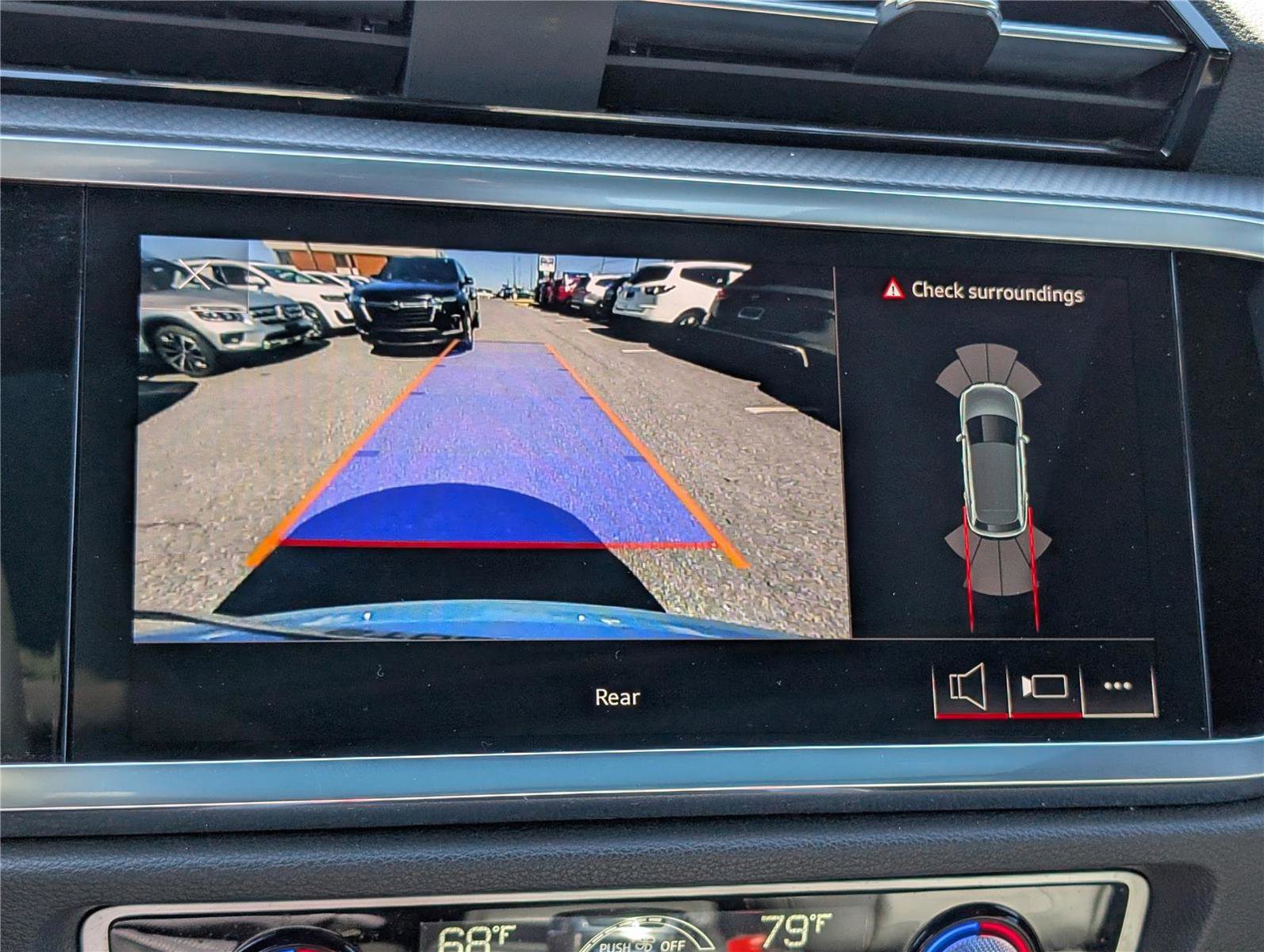 Used 2024 Audi Q3 2.0T Premium image 31