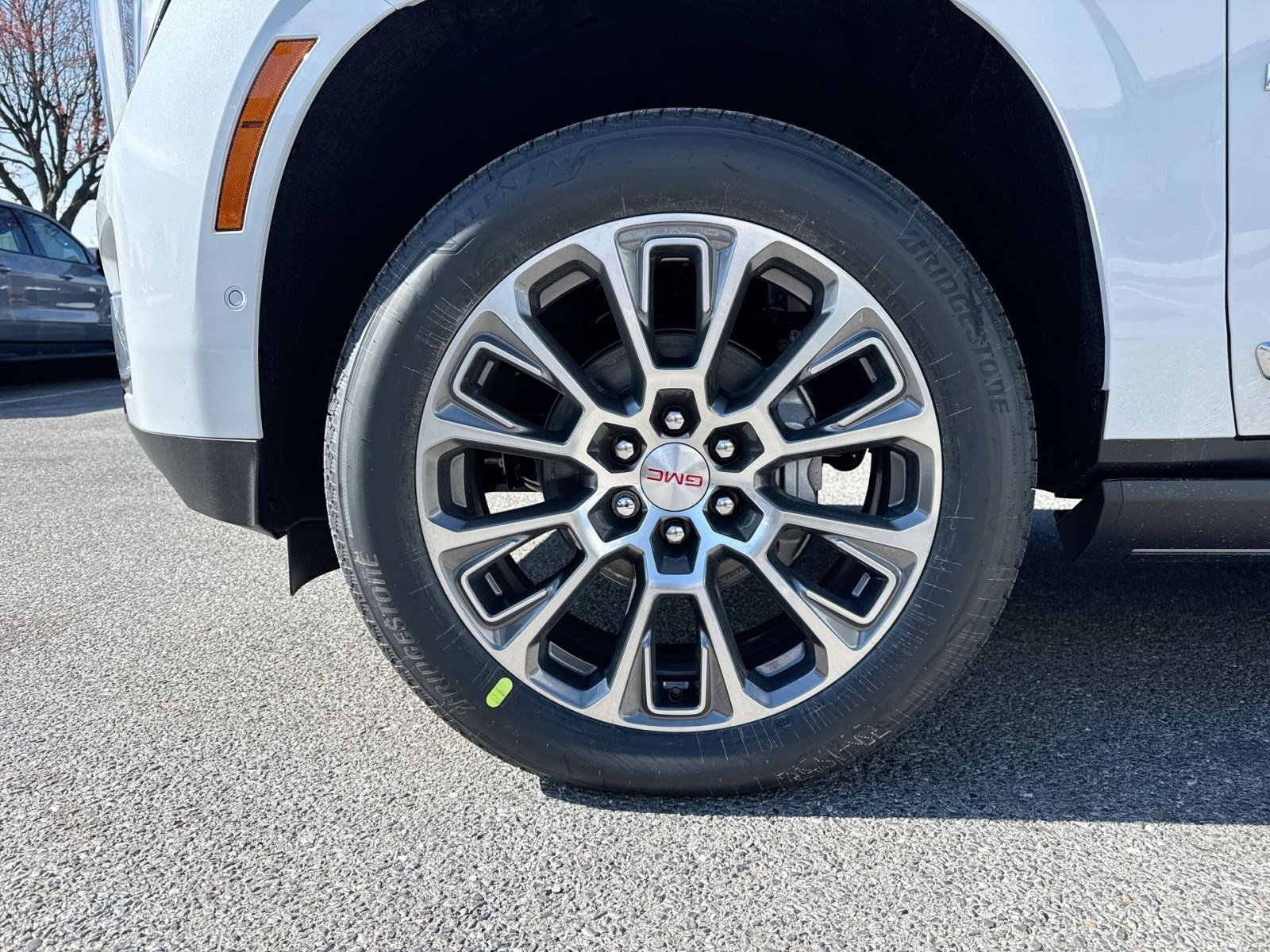 New 2026 GMC Yukon XL Denali image 12