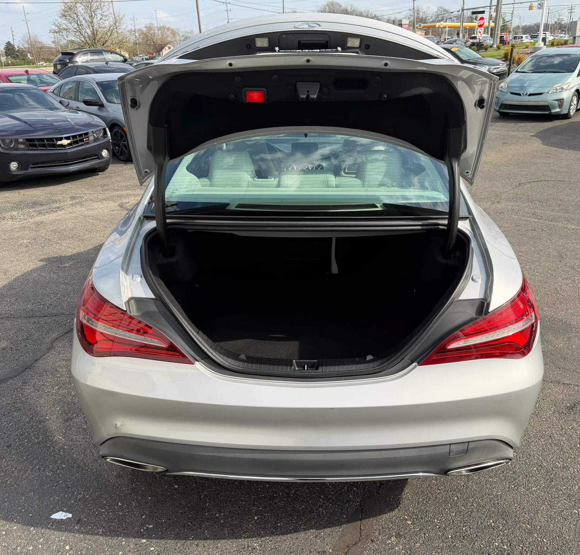 Used 2019 Mercedes-Benz CLA 250 4MATIC image 40