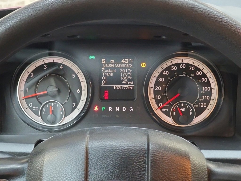 Used 2017 RAM 1500 Express image 19