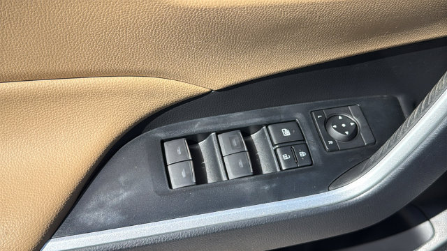 Used 2025 Toyota RAV4 XLE Premium w/ Weather Package FWD image 19