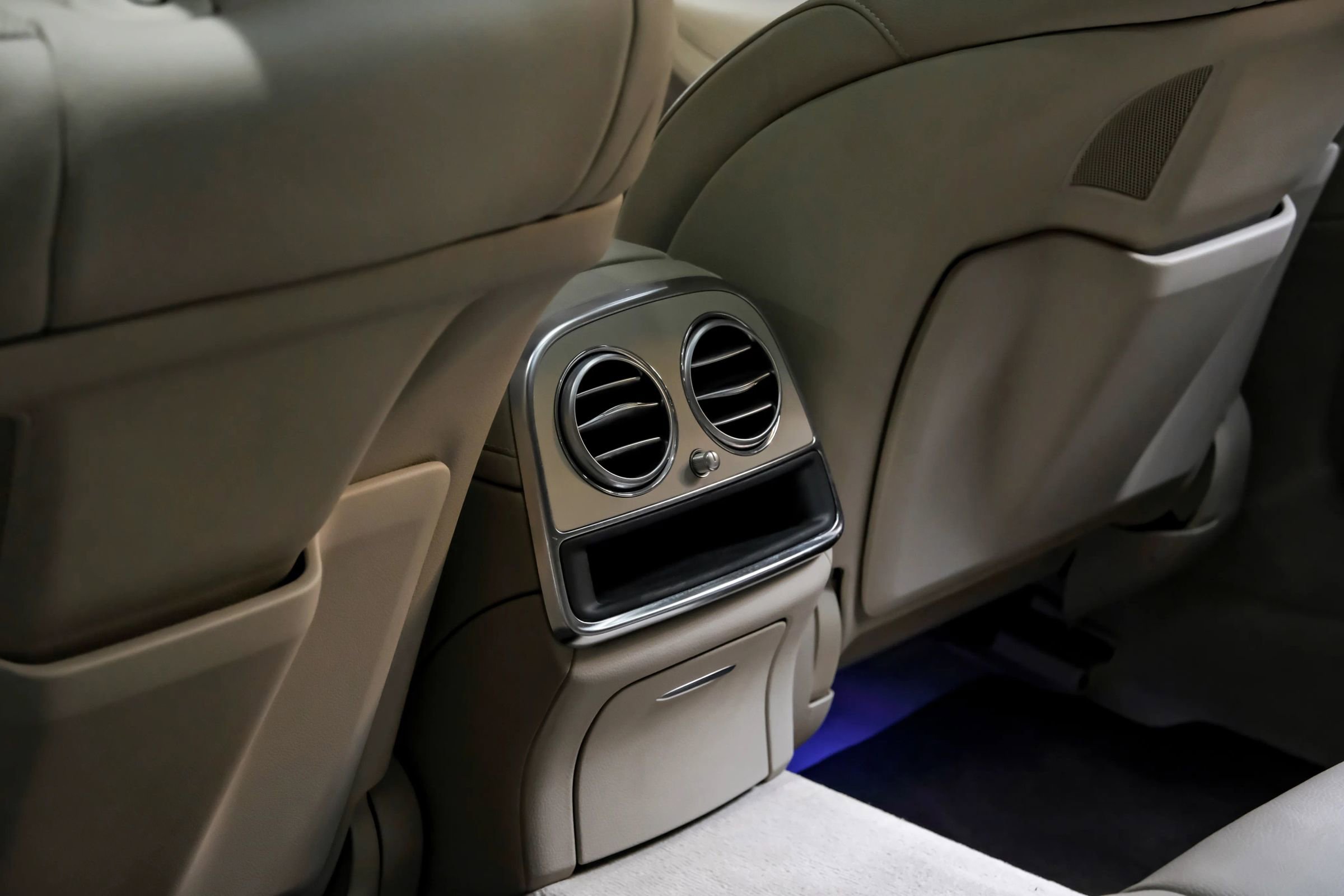 Used 2015 Mercedes-Benz S 550 Sedan image 38