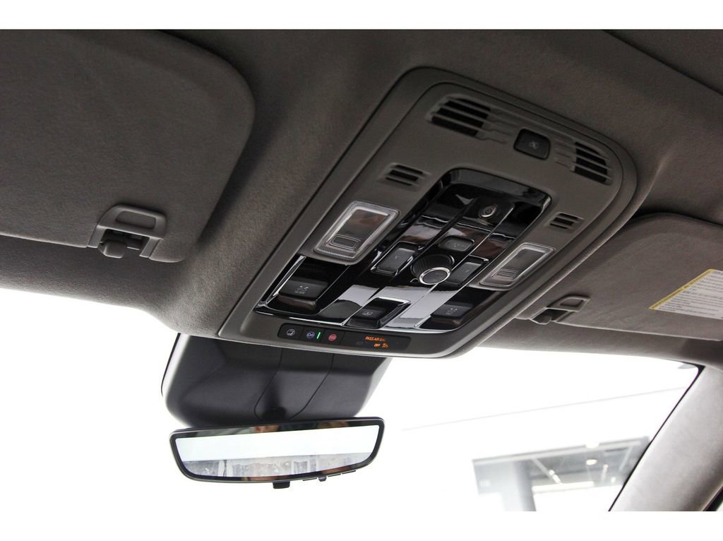 New 2025 Cadillac Escalade ESV Premium Luxury Platinum image 21