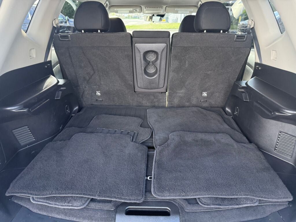 Used 2020 Nissan Rogue SV AWD/4WD image 31