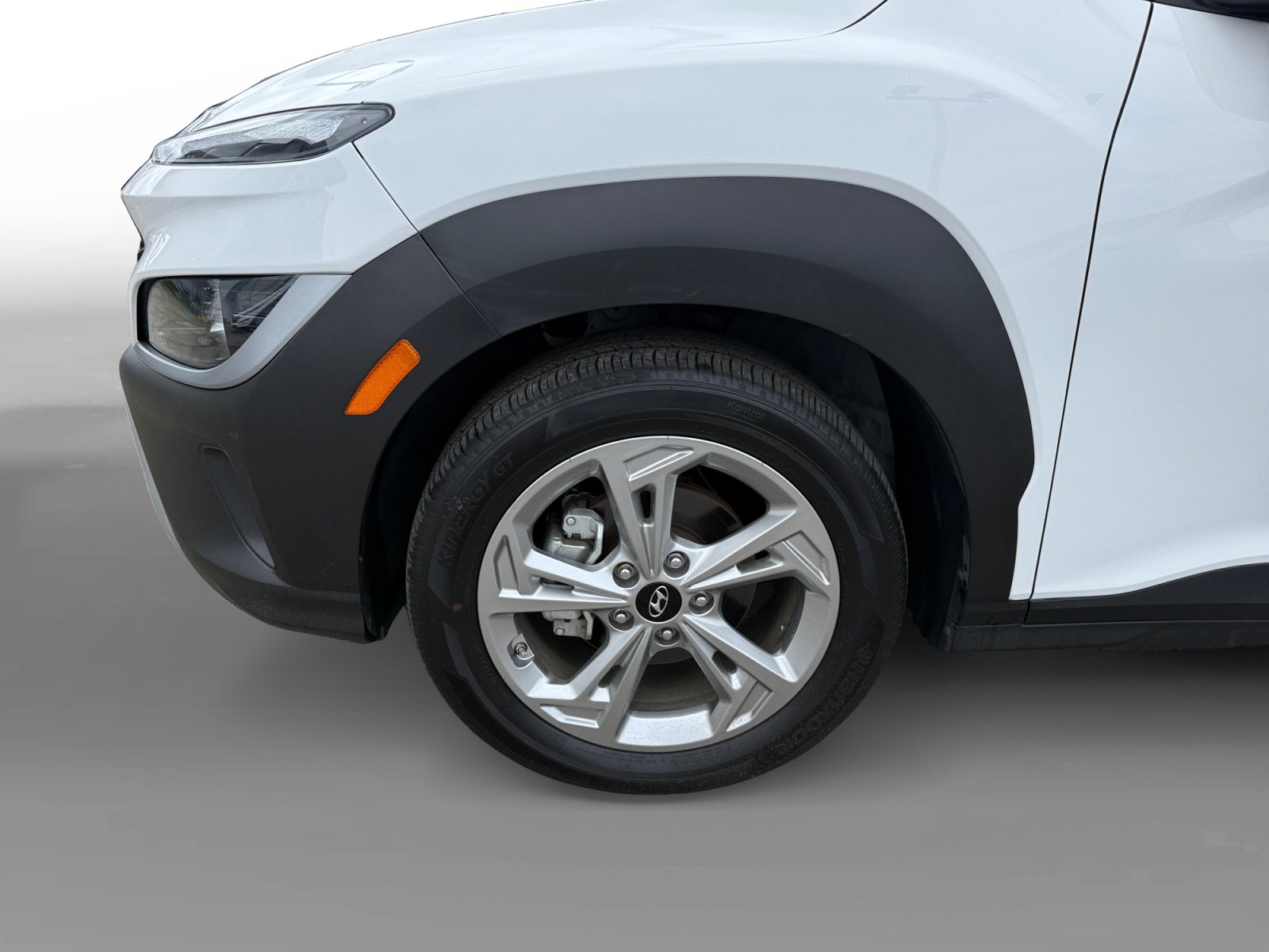 Certified 2023 Hyundai Kona SEL w/ Convenience Package image 9