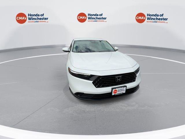 Certified 2025 Honda Accord LX image 3