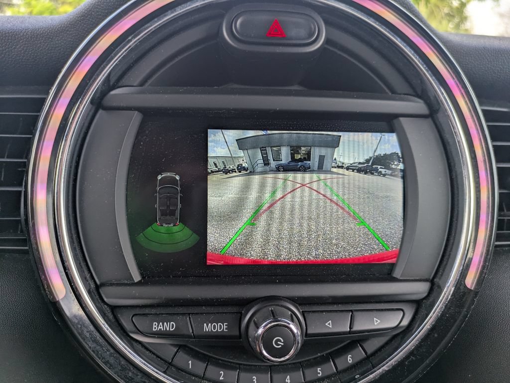 Used 2019 MINI Cooper S w/ Signature Upholstery Package FWD image 20