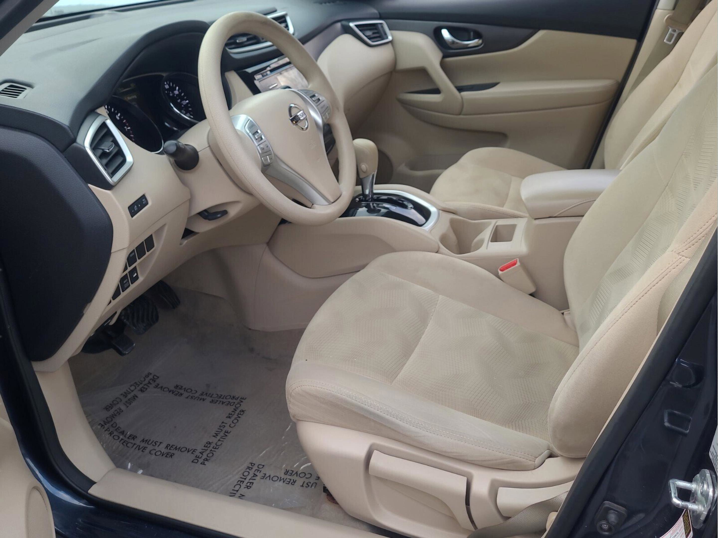 Used 2014 Nissan Rogue S image 12