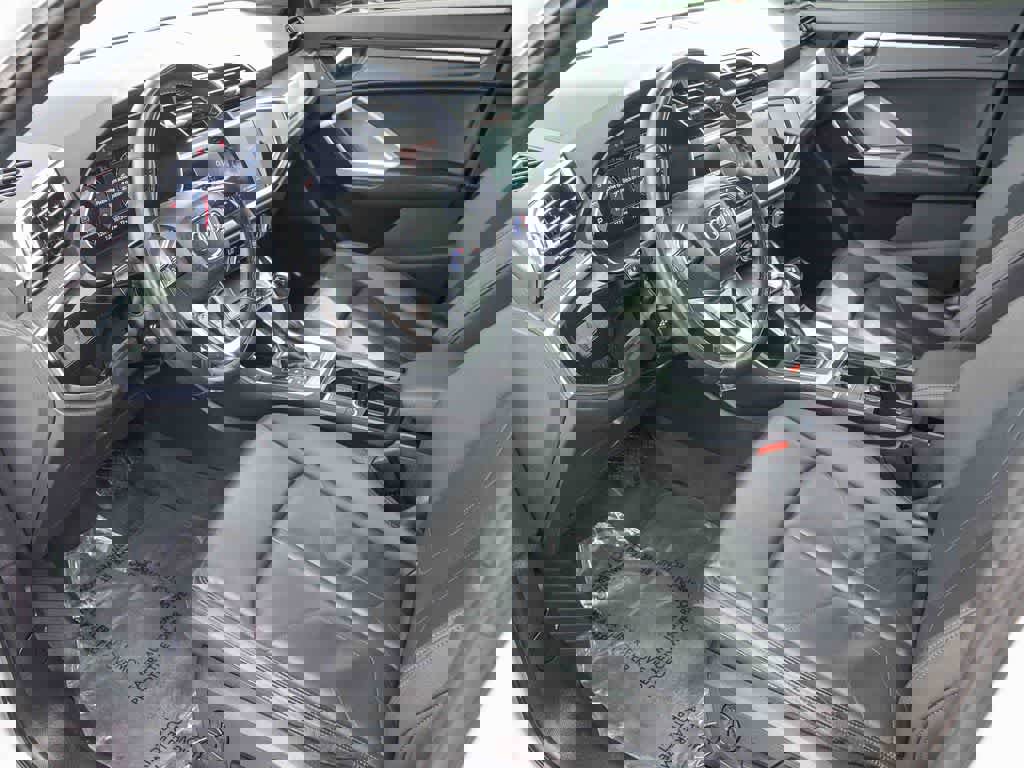 Used 2020 Audi Q3 2.0T Premium image 15