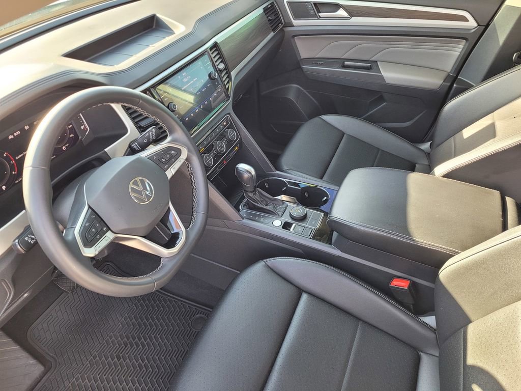 Used 2023 Volkswagen Atlas SE image 11