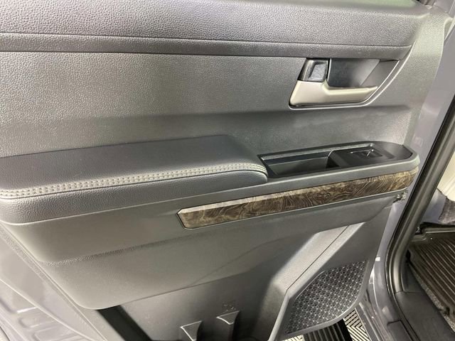 Used 2025 Toyota Tacoma Limited AWD/4WD image 27