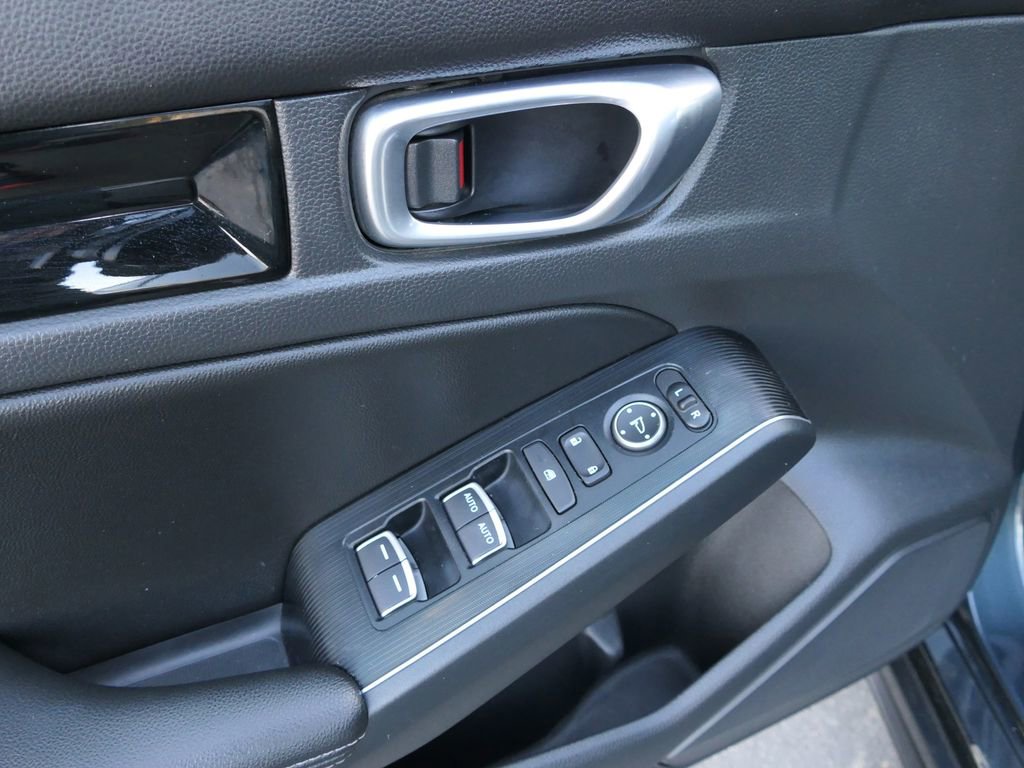 Used 2023 Honda Civic Sport Touring image 14