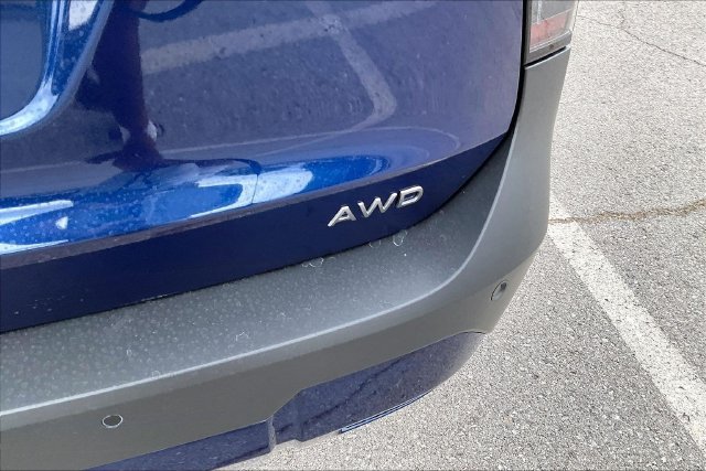 New 2027 Nissan Kicks SR AWD/4WD image 9