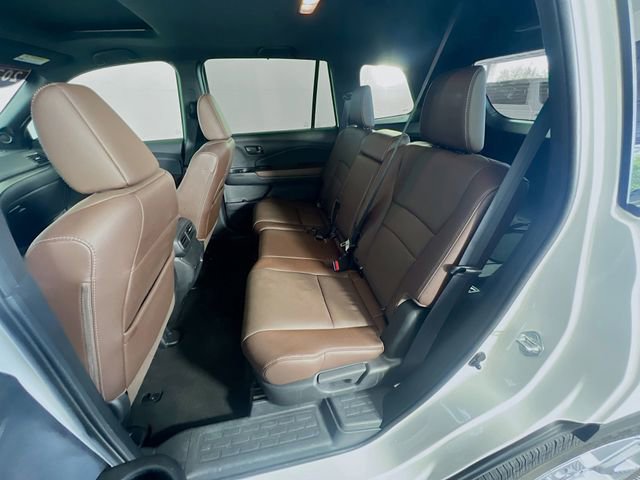 Used 2024 Honda Passport EX-L image 27