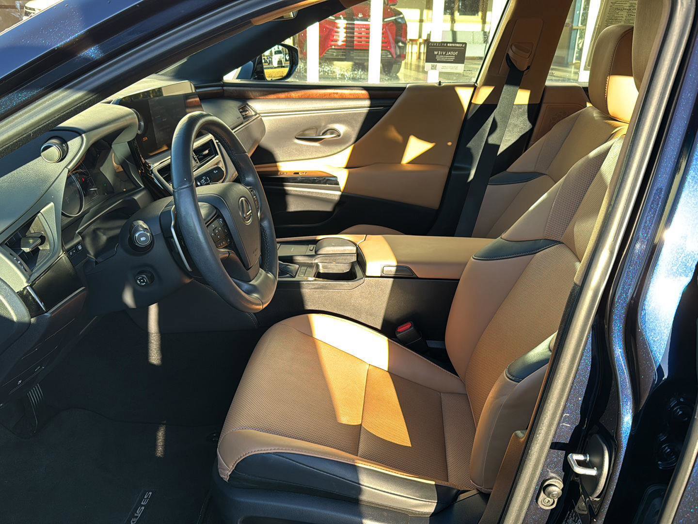 Certified 2022 Lexus ES 350 w/ Premium Package image 8