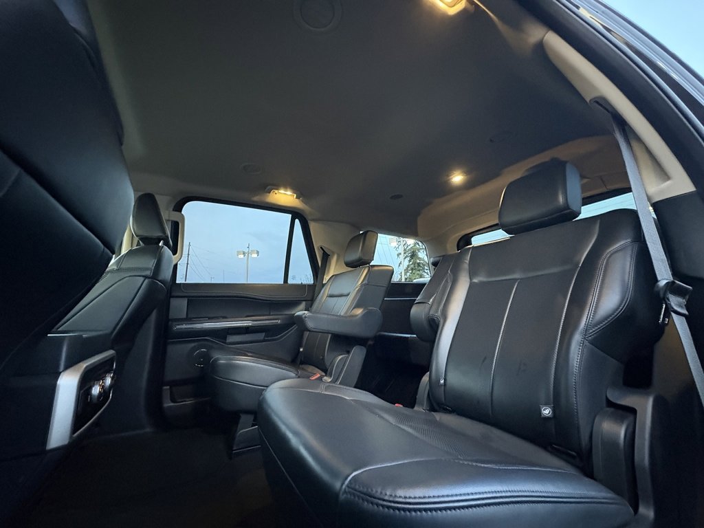 Certified 2024 Ford Expedition XLT image 38
