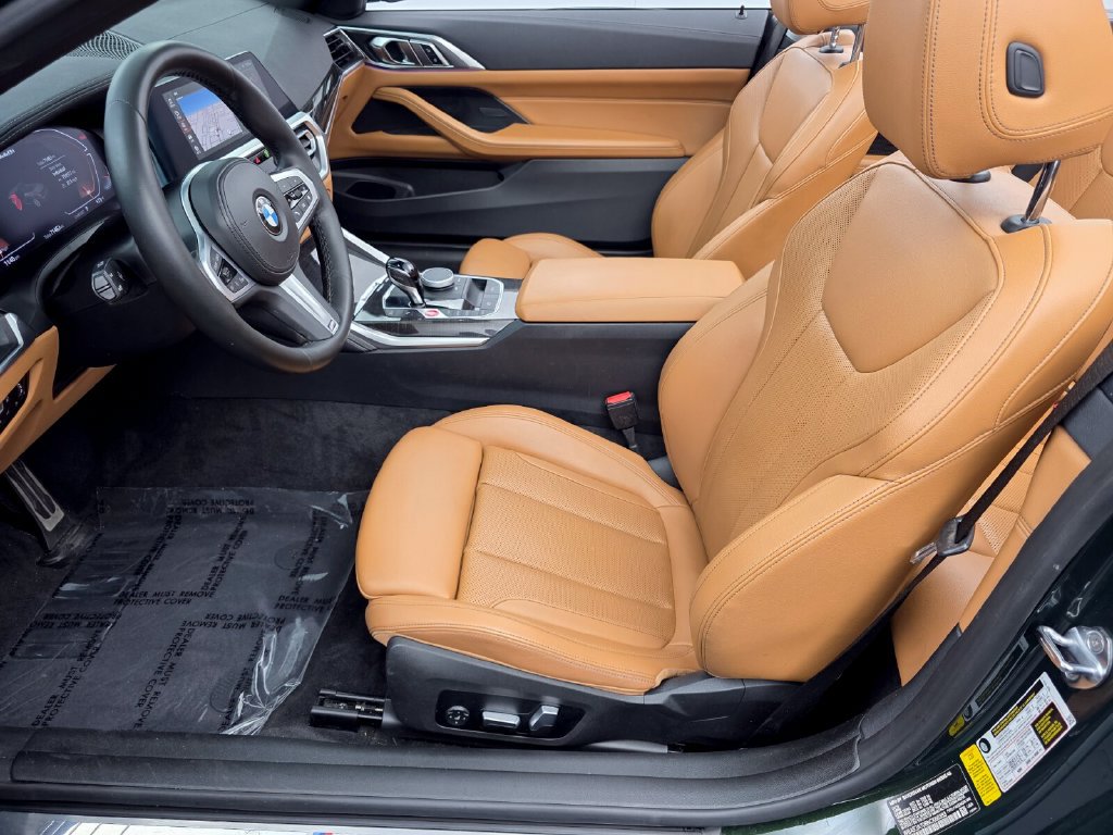 Used 2022 BMW M440i Convertible RWD image 10