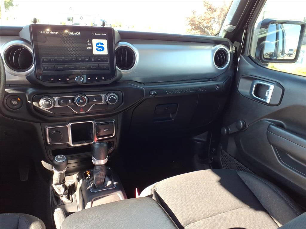 Used 2021 Jeep Wrangler Unlimited Sport image 11