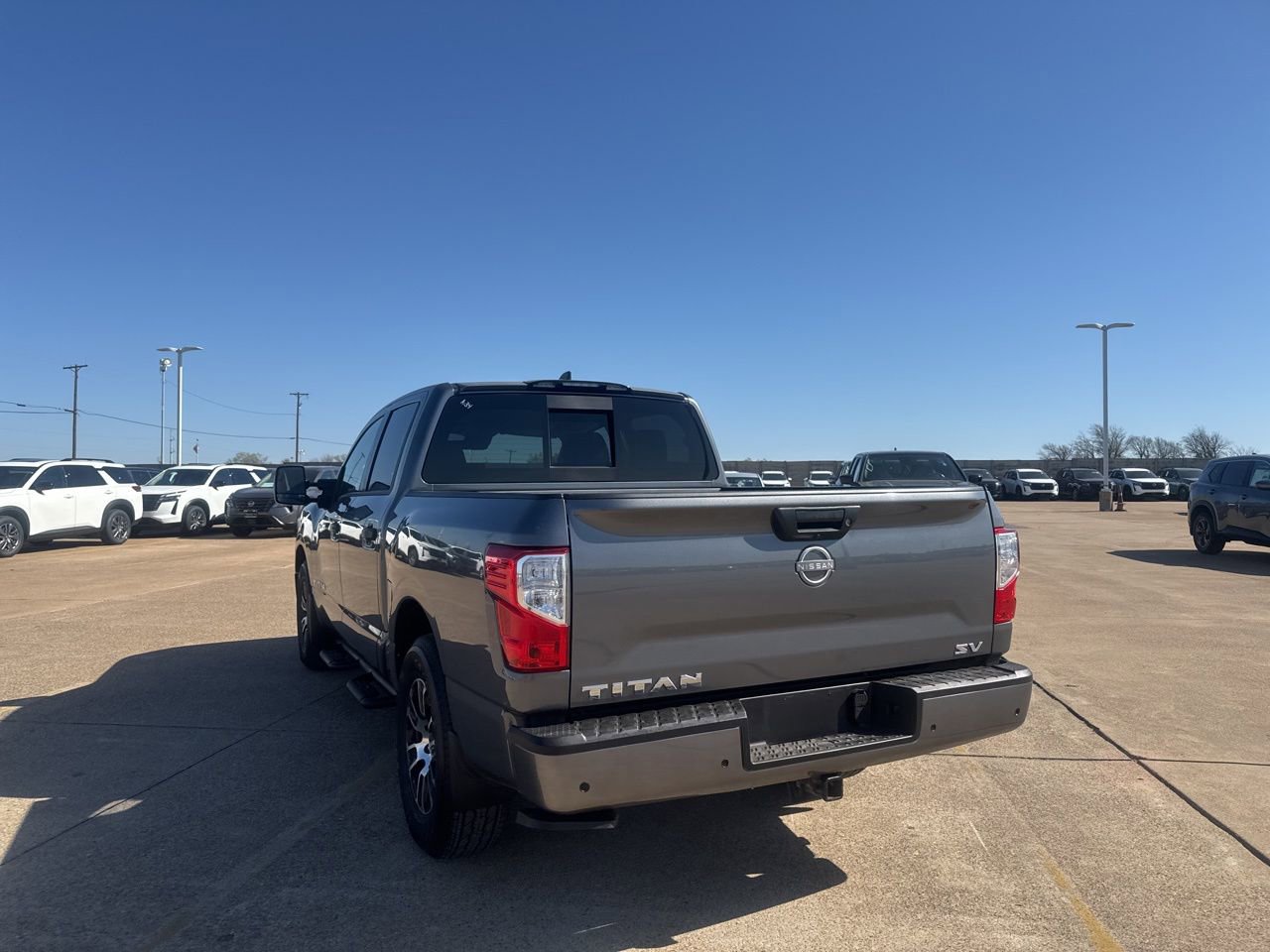 Certified 2024 Nissan Titan SV w/ SV Convenience Package image 17