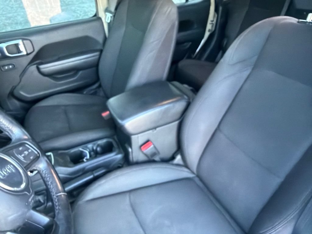Used 2022 Jeep Gladiator Sport AWD/4WD image 9