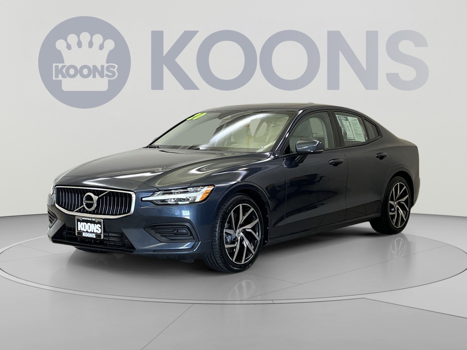 Used 2020 Volvo S60 T5 Momentum FWD image 4