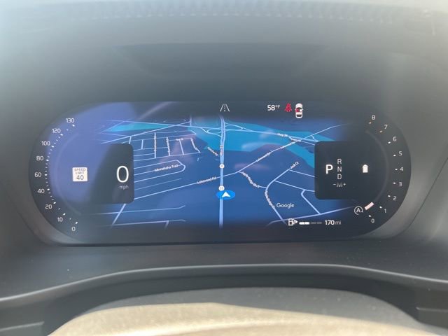 Certified 2025 Volvo XC40 B5 Plus AWD/4WD image 20