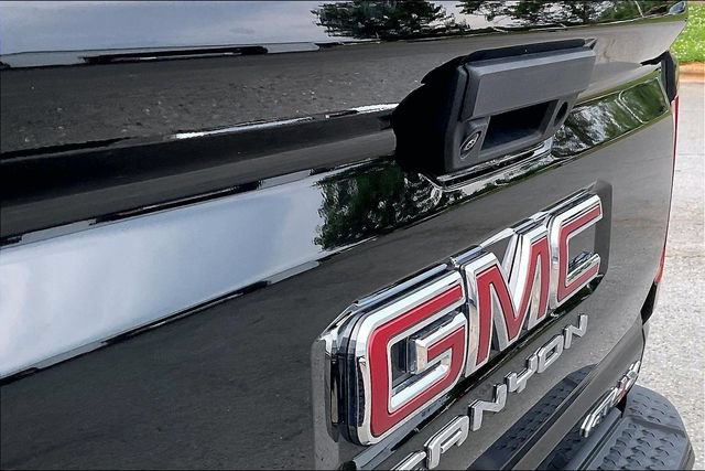 Used 2024 GMC Canyon AT4X AWD/4WD image 23