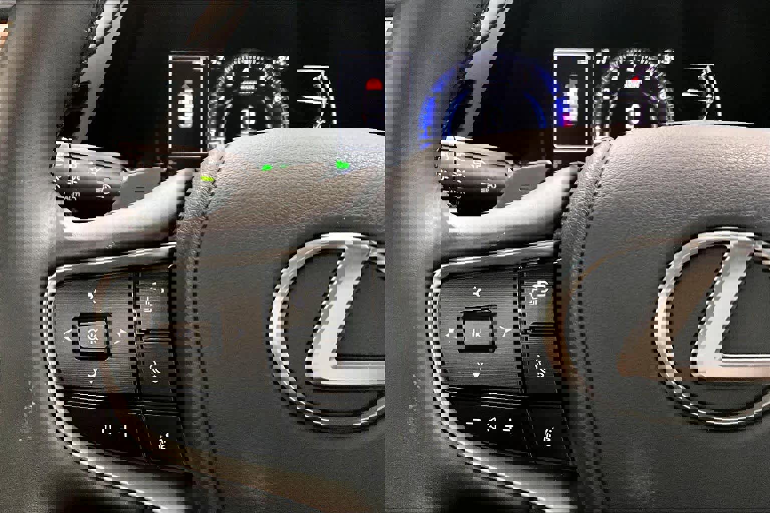 Used 2024 Lexus ES 350 w/ Premium Package image 24