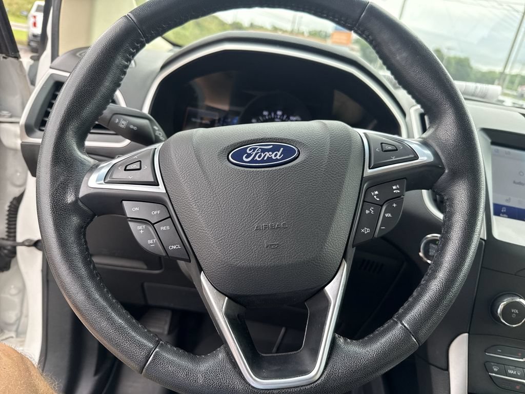 Used 2020 Ford Edge SEL w/ Convenience Package AWD/4WD image 15