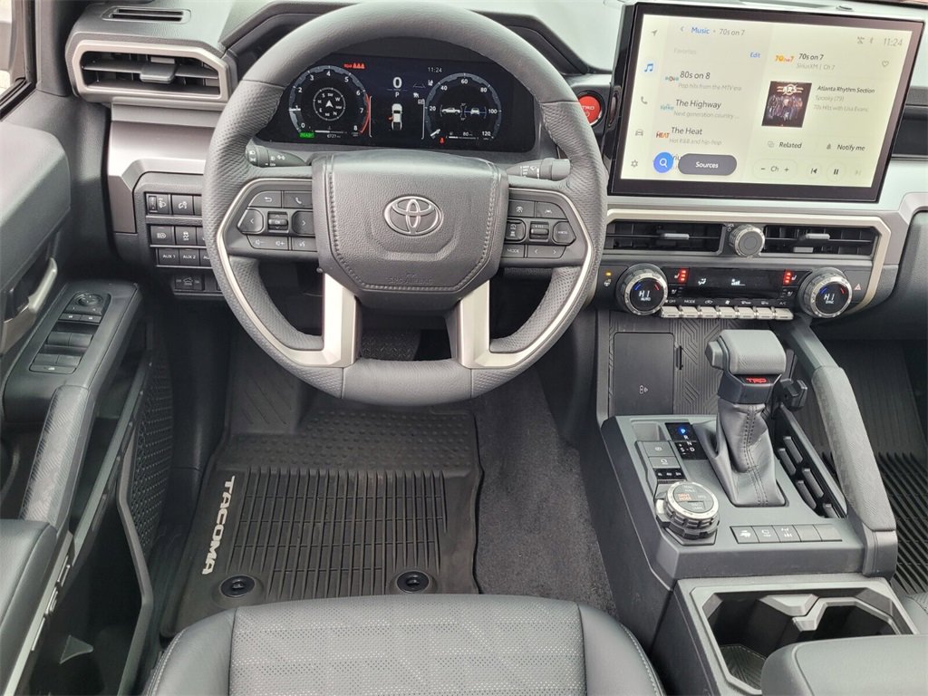 Used 2025 Toyota Tacoma TRD Off-Road image 7