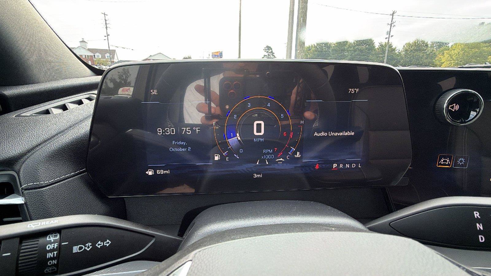 New 2027 Chevrolet Traverse LT w/ Sun and Wheel Package FWD image 28