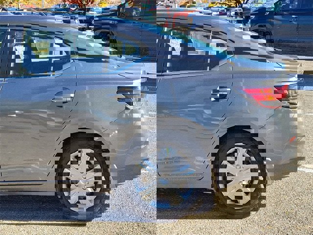 Used 2021 Nissan Sentra S image 6