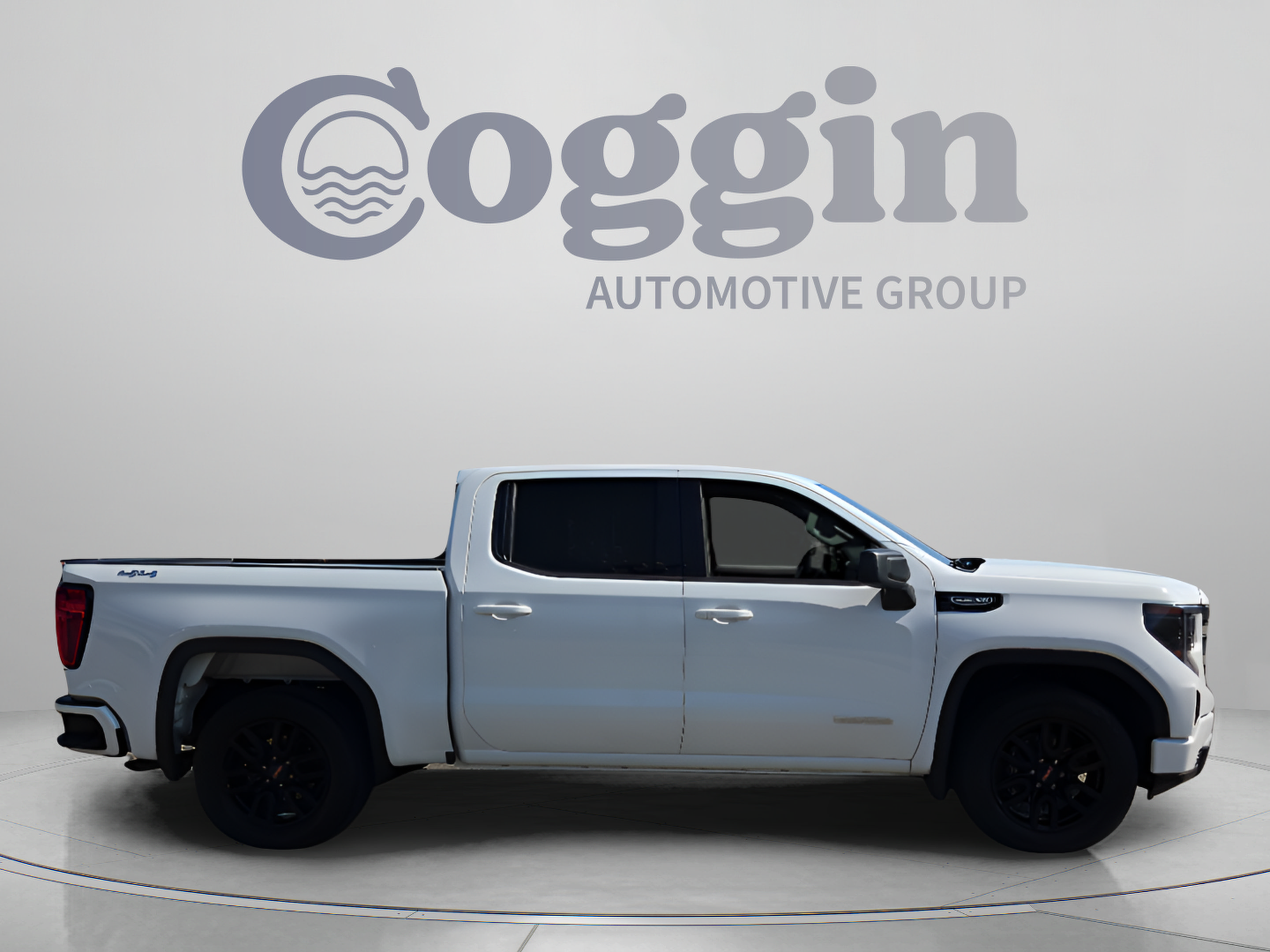Used 2023 GMC Sierra 1500 Elevation AWD/4WD image 6