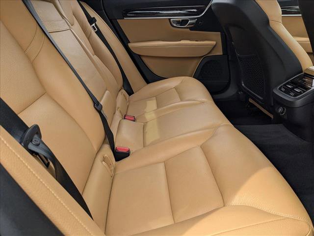 Used 2017 Volvo S90 T5 Momentum w/ Convenience Package FWD image 19