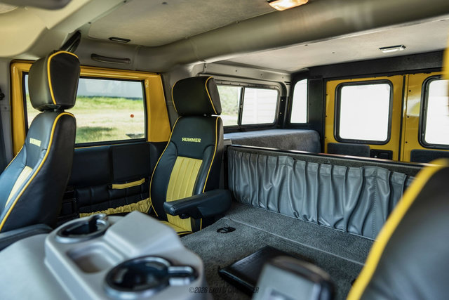 Used 2001 HUMMER H1 4-Door Wagon AWD/4WD image 30