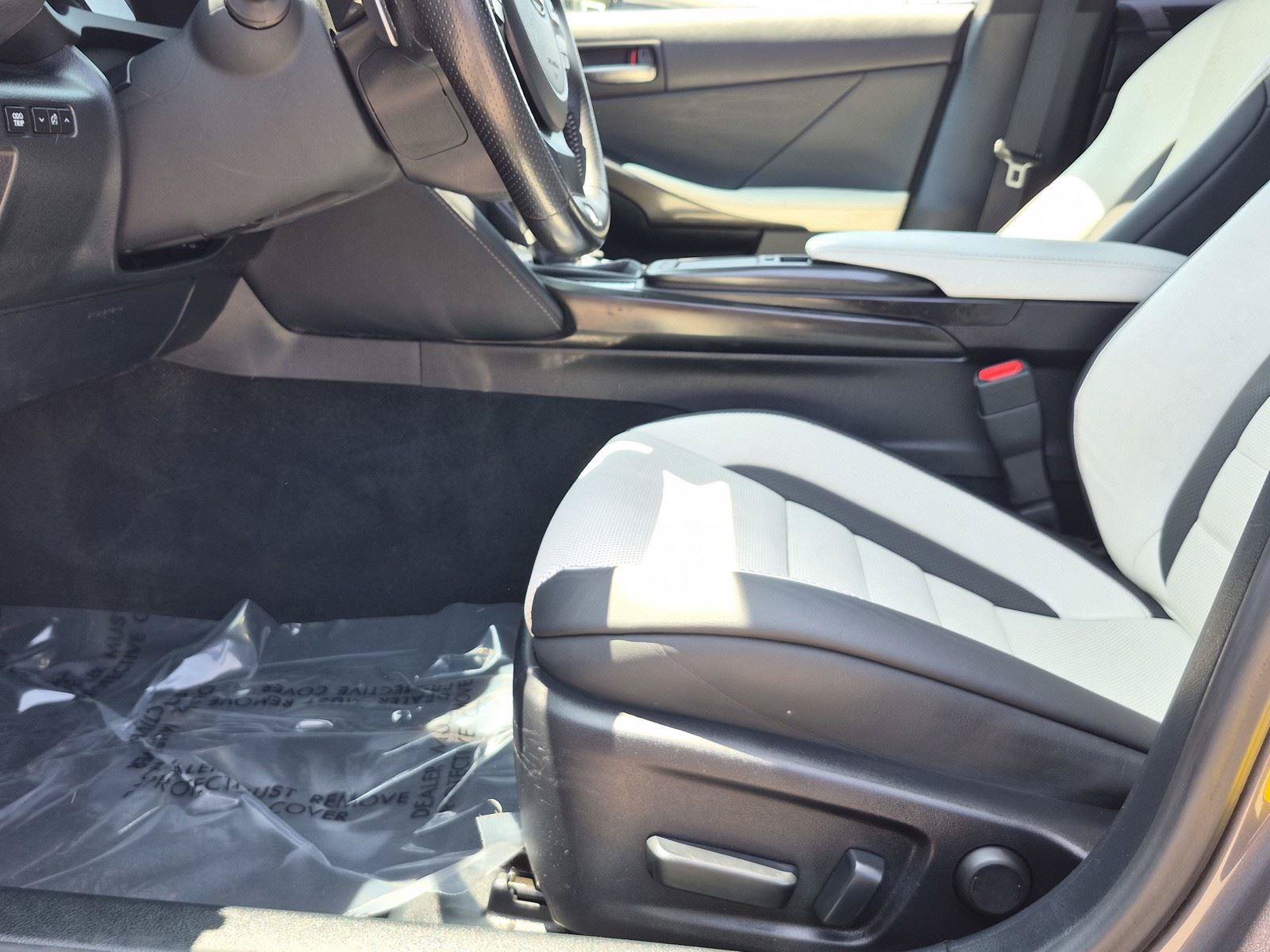 Used 2021 Lexus IS 350 F Sport w/ Accessory Package RWD image 15
