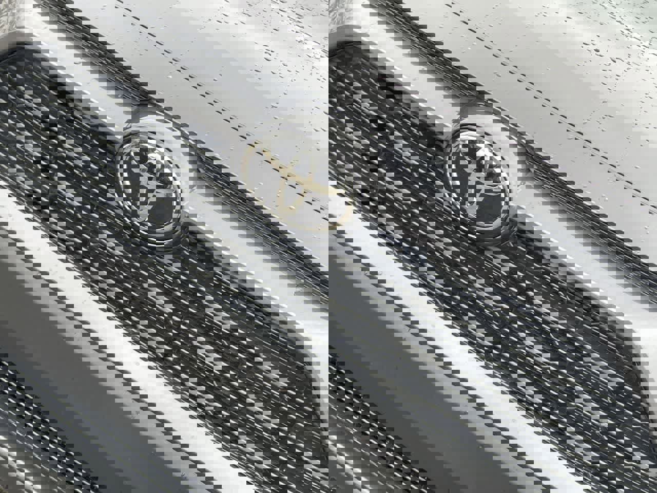 Used 2023 Toyota RAV4 XLE image 37